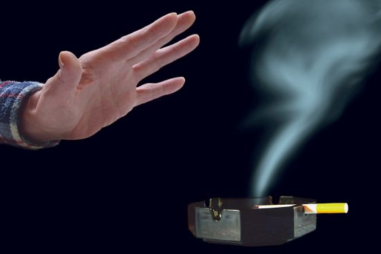 odkryj zdrowe nawyki, które poprawią twoje samopoczucie i energię na co dzień. poznaj proste sposoby na wprowadzenie zdrowych nawyków żywieniowych, aktywności fizycznej i dobrej jakości snu w swoim życiu.